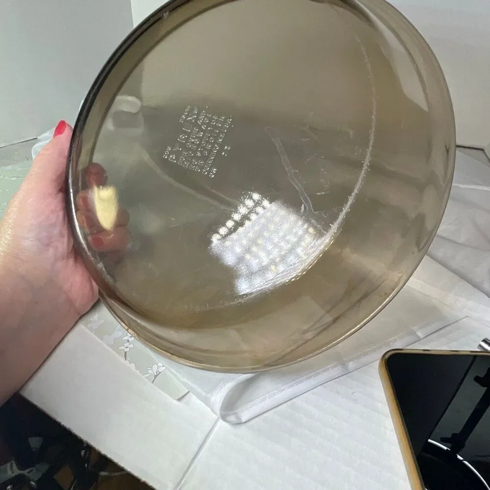 Vintage Pyrex Smokey Amethyst 10” pie plate pan.